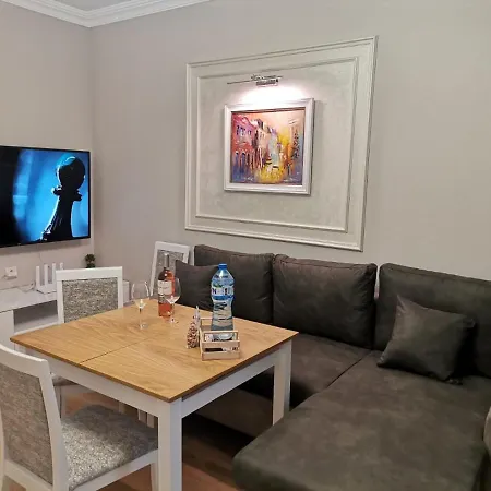 Family Boutique Residence-free Parking 아파트