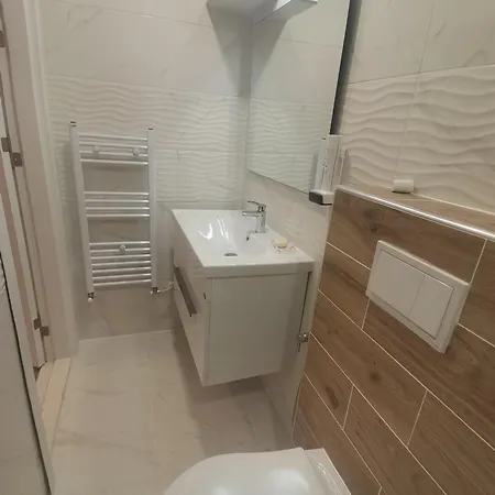 아파트 Family Boutique Residence-free Parking *